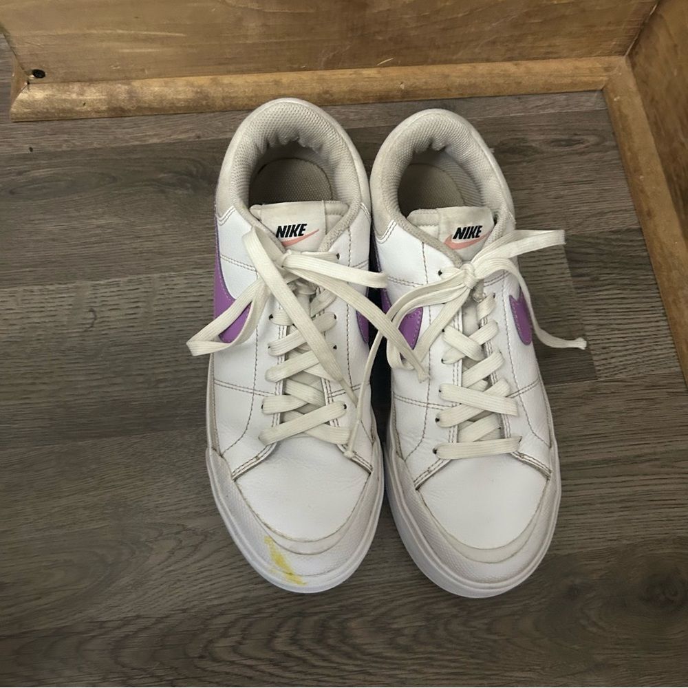 Nike blazer purple and white sneakers size 8.5 - Picture 2 of 5